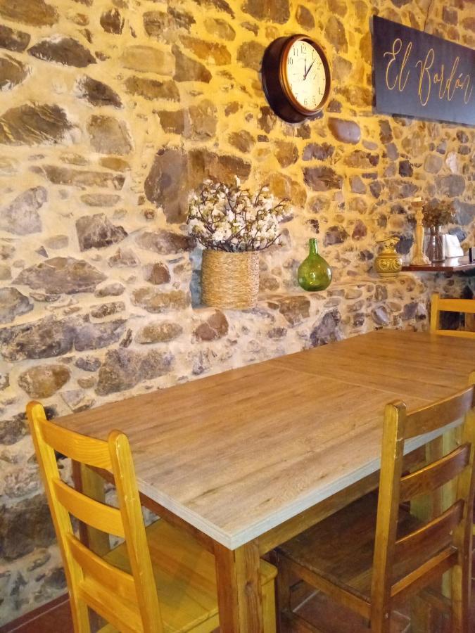 Albergue De Peregrinos Compostela Молінасека Екстер'єр фото